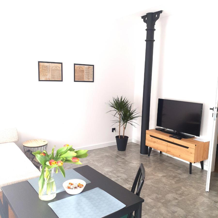 Apartament Z Historia 耶莱尼亚古拉 外观 照片