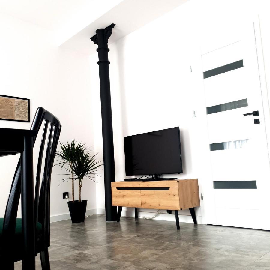Apartament Z Historia 耶莱尼亚古拉 外观 照片